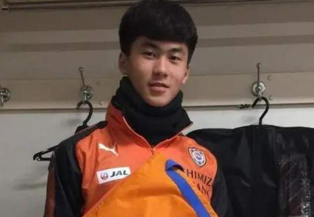 亚洲欧美国产日韩制服bt